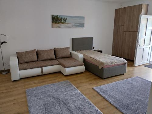 Valea lui Mihai Apartment | Top-Rated TSG Apartment 2: Ideal for Families with Kids