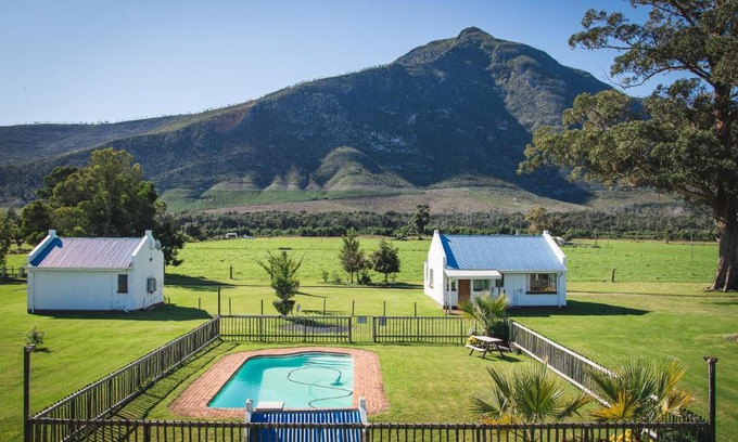 Witelsbos Apartment | Explore Tsitsikamma Cottages: Family-Friendly Retreat