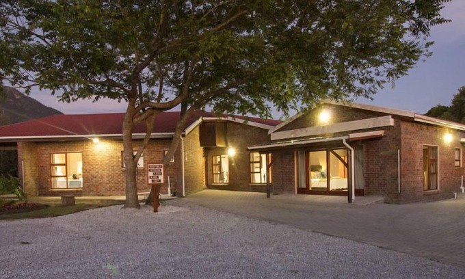 Storms River Bed & Breakfast | Family-Friendly Tsitsikamma Manor with Pool and Breakfast