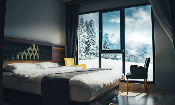 Savsat Bed & Breakfast | Exceptional Tuğra Butik Otel: Breakfast & Family Amenities