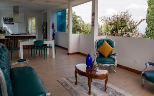 Menga Apartment | Premium Suite Design & Comfort - Guest Rated 10/10