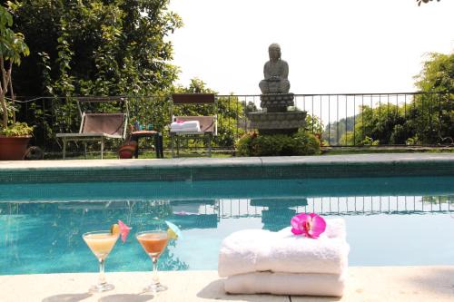 Santa Maria Ahuacatitlan House | Inviting Tu Cabaña Cuernavaca with Pool & Hot Tub