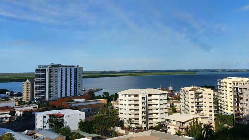 Darwin City Centre Apartment | Discover The Darwin Delight: Family-Friendly & Poolside Fun