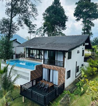 Janda Baik Villa | Exquisite Tuah and Kasturi D Manggis with Private Pool & Hills