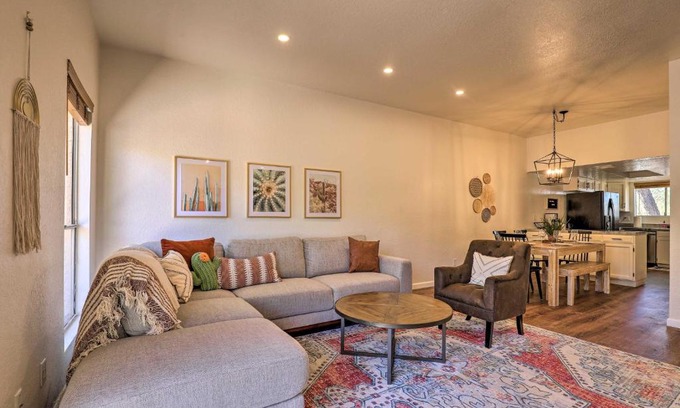 Viewpointe House | Pet-Friendly Tucson Foothills Oasis by Scenic Hiking Trails