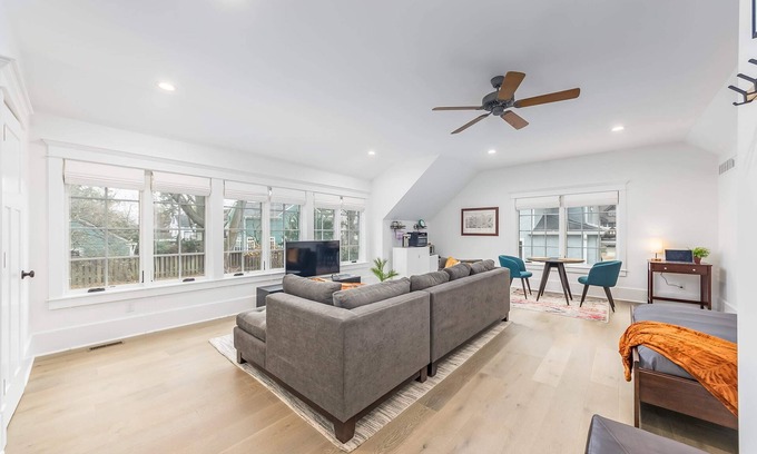North Burns Park Apartment | Cozy Tudor Style Carriage House with Family-Friendly Amenities