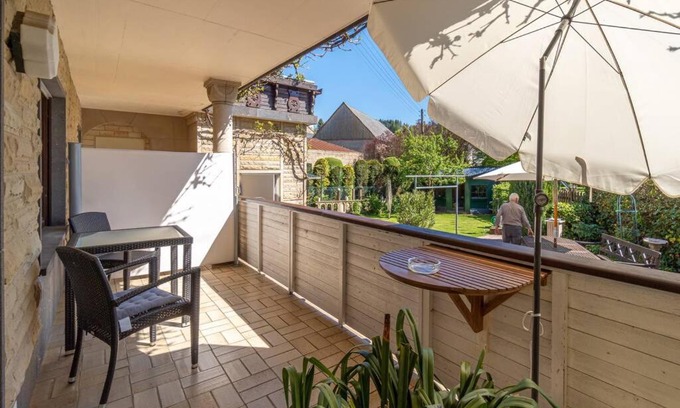 Weibern Apartment | Family-Friendly Tuffsteinquartier am Brückenbach Awaits You
