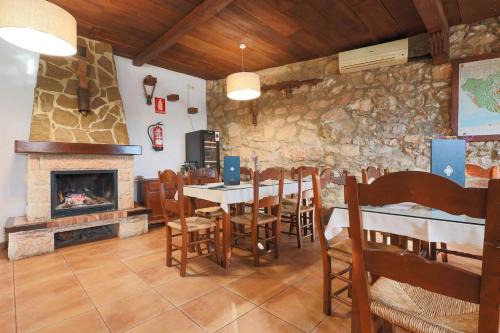 Villaluenga del Rosario Hotel | Inviting Tugasa Hotel La Posada: Guest Rated 8.9/10