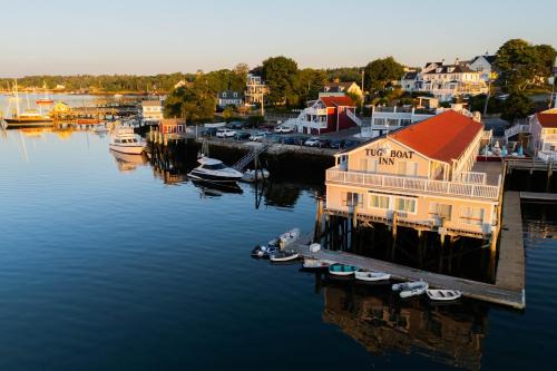 Boothbay Harbor Hotel | Cozy Tugboat Inn: Family-Friendly with Hot Tub Access