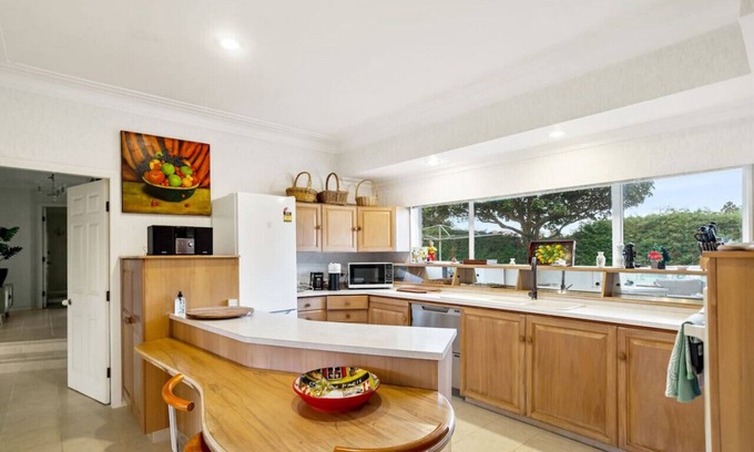 Karaka House | Relaxing Tui Country Retreat with Wi-Fi and Garden Views
