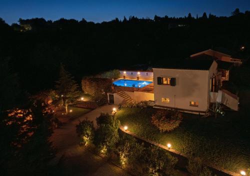 Poulades Villa | Tulip House Pool Villa in Corfu