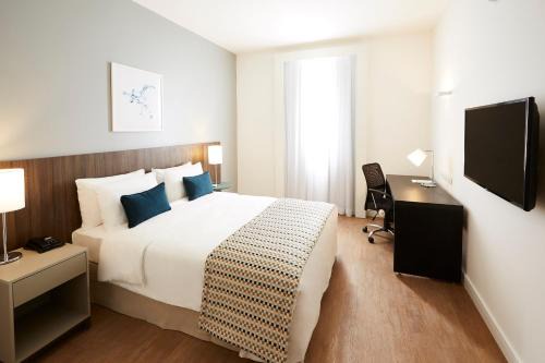 Itaguai Hotel | Discover Tulip Inn Itaguai: Family-Friendly Getaway