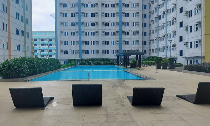 South Triangle Condo | Tum's Mplace Staycation 28th Floor Tower C