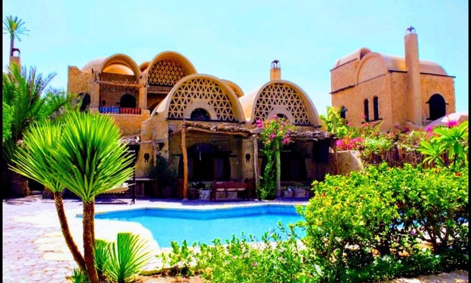 Tunis Village Villa | Elegant Tunis Lake View: Pet-Friendly & Family-Oriented Stay