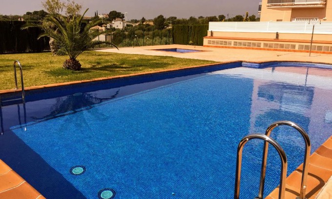 El Perello Apartment | Exceptional Stay at Turó de Tjelle with Pool and Child Care