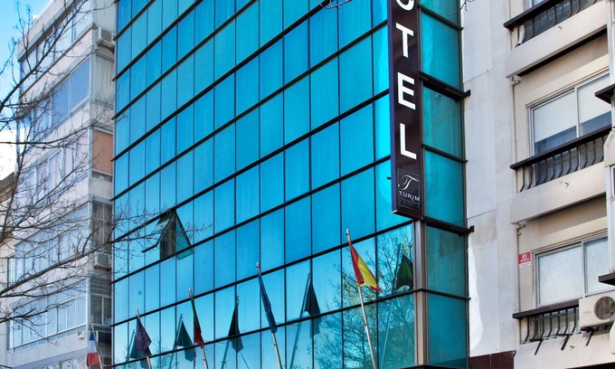 Sao Joao de Deus Hotel | Discover TURIM Alameda Hotel: 4-Star Comfort Awaits