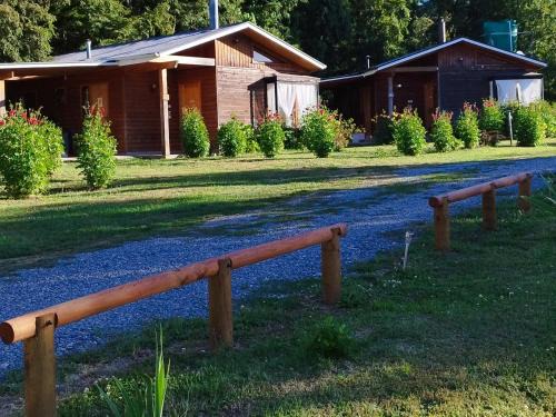 Llifen House | Experience Turismo Jaos: Cabañas with Hot Tub & Dining