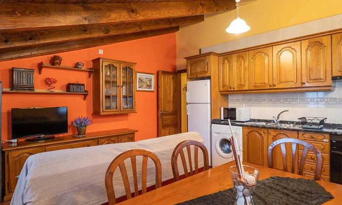 Neril Apartment | Guest Rated 9.5: Family-Friendly Turismo Rural Castell
