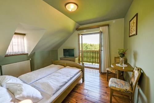 Zavrc House | Experience Comfort at Turistična Kmetija Pungračič