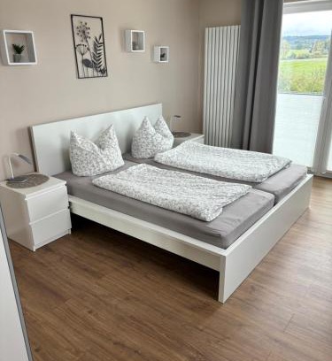 Deensen Apartment | Oceanfront Turmwohnung with Pet-Friendly Amenities