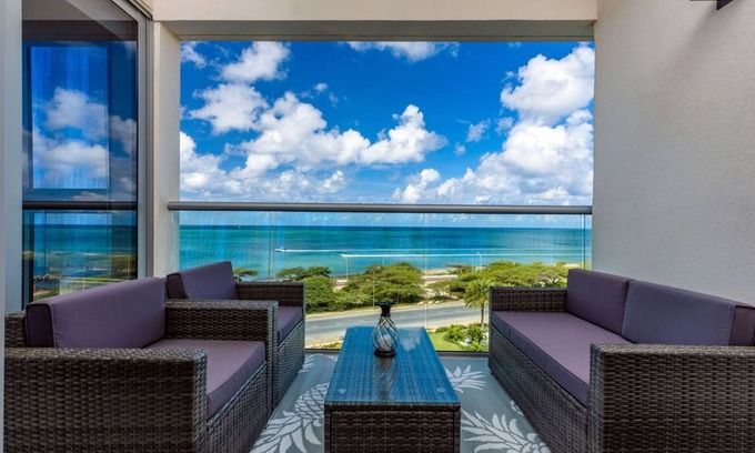 Noord Condo | Turn the key. Enter. Smile. Repeat every day.