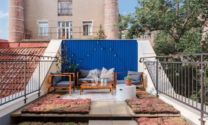 Nove Mesto Apartment | Pet-Friendly Studio with Terrace at Charles Square – Rated 10/10