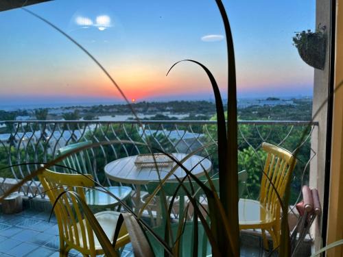 Caesarea Apartment | Oceanfront Retreat with Pool, Spa & Gym in Nayot Golf