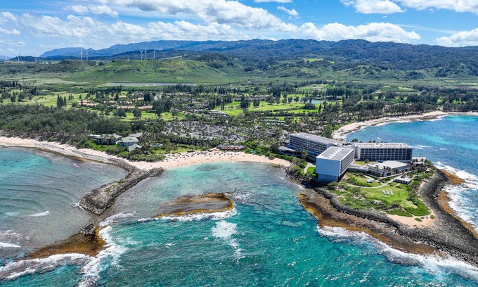 Kahuku Condo | Cozy Turtle Bay Creek View Condo with Pool & Oceanfront Access