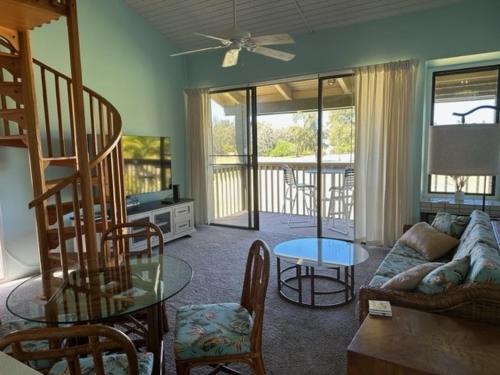 Kahuku Apartment | Relax at Turtle Bay Sage Condo with Pool & Breakfast