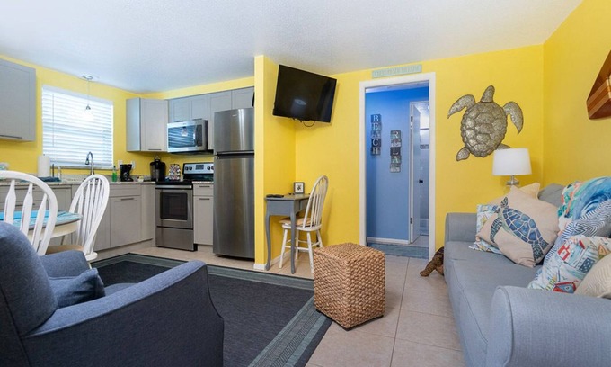 Englewood Villa | Experience Turtle Cay at The Beach Shack with Oceanfront Views
