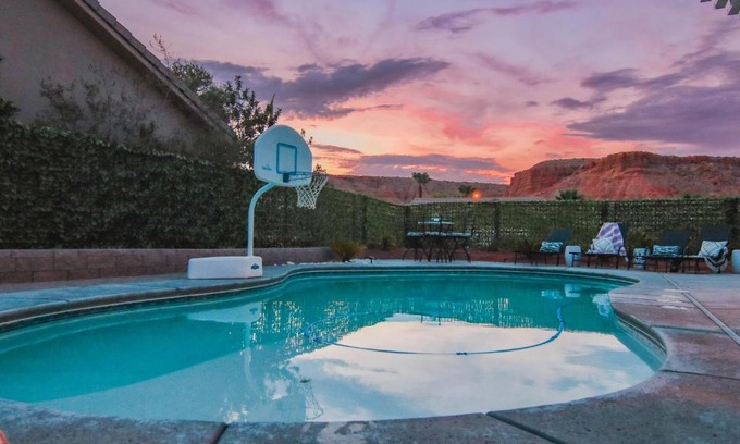 Mesquite House | Discover Turtle Cove: Family-Friendly Retreat with Pool