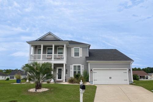 Forestbrook House | Discover Turtle Cove: Family-Friendly with a Pool Oasis