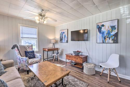 Forest Lake House | Convenient Tuscaloosa House near Coleman Coliseum!