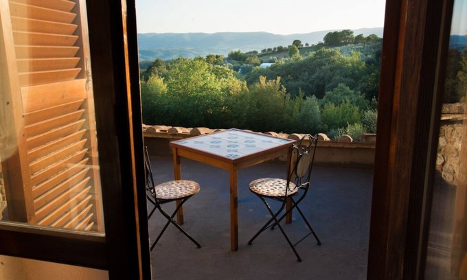 Citta della Pieve Apartment | Tranquil Podere Umbro Retreat with Pool & Scenic Views