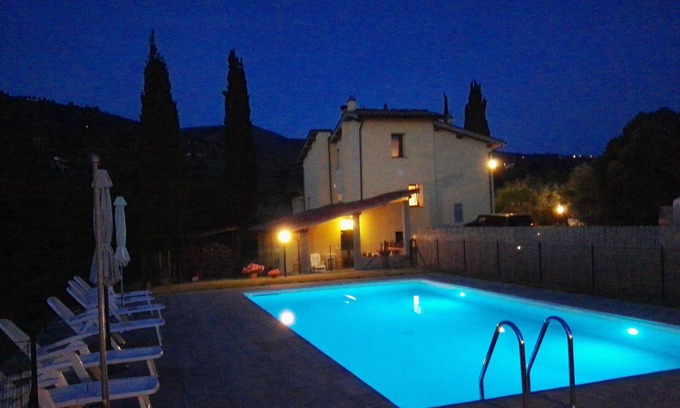 Bivio Pozzo Apartment | Idyllic Tuscany Countryside Apartment with Pool Access