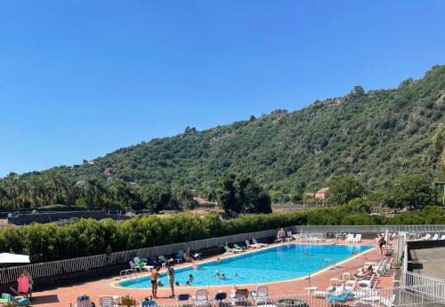Santa Tecla Apartment | Discover Tuttifrutti Holiday: Oceanfront Bliss Awaits