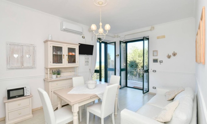 Santa Maria di Castellabate Villa | Villa Elaia: Oceanfront Holiday Rentals in Santa Maria