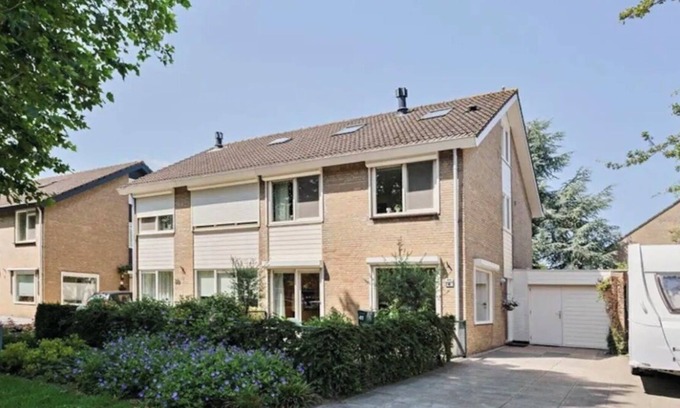 's-Gravenpolder House | Twee-onder-een-kap-Woning S’Gravenpolder/Zeeland