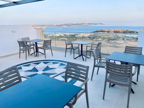 Nadur Bed & Breakfast | Inviting Twenty9th: Family-Friendly Oasis with Ocean Views