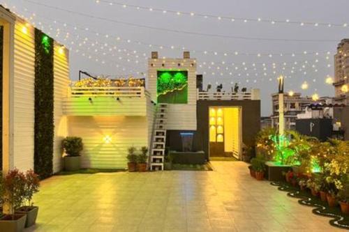 Bhowanipore Apartment | Twilight Grove - Rooftop - AC - Wi-Fi - 2BHK