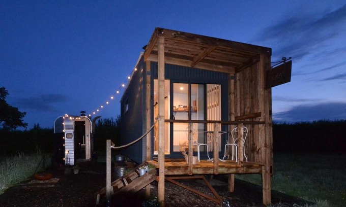 Hethersett Other | Pet-Friendly Twin Barn Shepherd’s Huts with Hot Tub