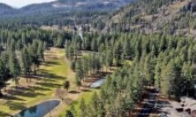 Rathdrum Condo | Premier Twin Lake Village: A Golfing Community Experience