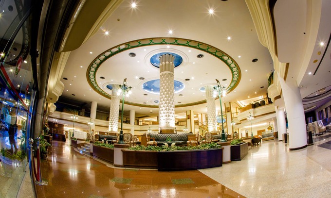 Pak Nakhon Hotel | Discover Twin Lotus Hotel: 4-Star Comfort with Spa & Pool