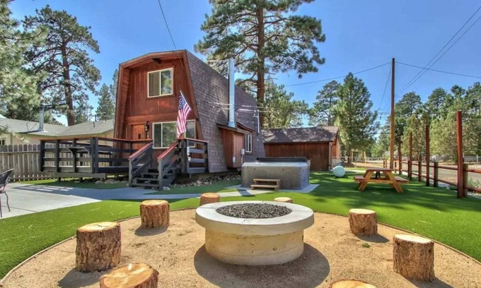Sugarloaf Cabin | Relax at Twin Pines Winter Wonderland: Spa & Fire Pit Escape