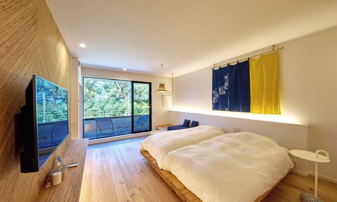 Akaogi Hotel | Experience Asian Style Bliss in Twin Room at Oshimagun