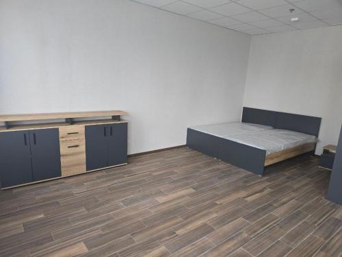 Dniprovs'kyi District Apartment | Twinsbuilding Apartments