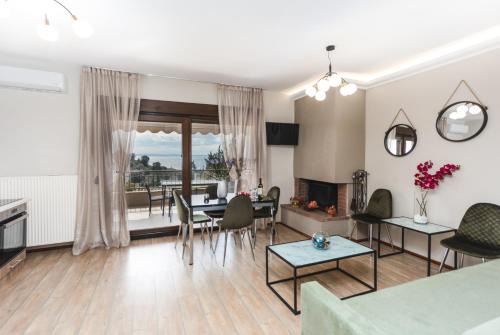 Kalyves Polygyrou House | Inviting TwinStars Maisonette: 4-Star Family-Friendly Retreat