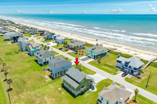 Indian Beach House | Experience Oceanfront Bliss at Twist of Lime Hotel