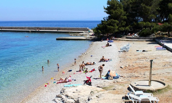 Veli Losinj Apartment | Exceptional Two Bedroom Oceanfront Apartment in Veli Lošinj