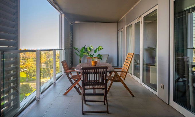 Diagonal Mar i el Front Maritim del Poblenou Apartment | Elegant Two-Bedroom Apartment with Pool and Terrace